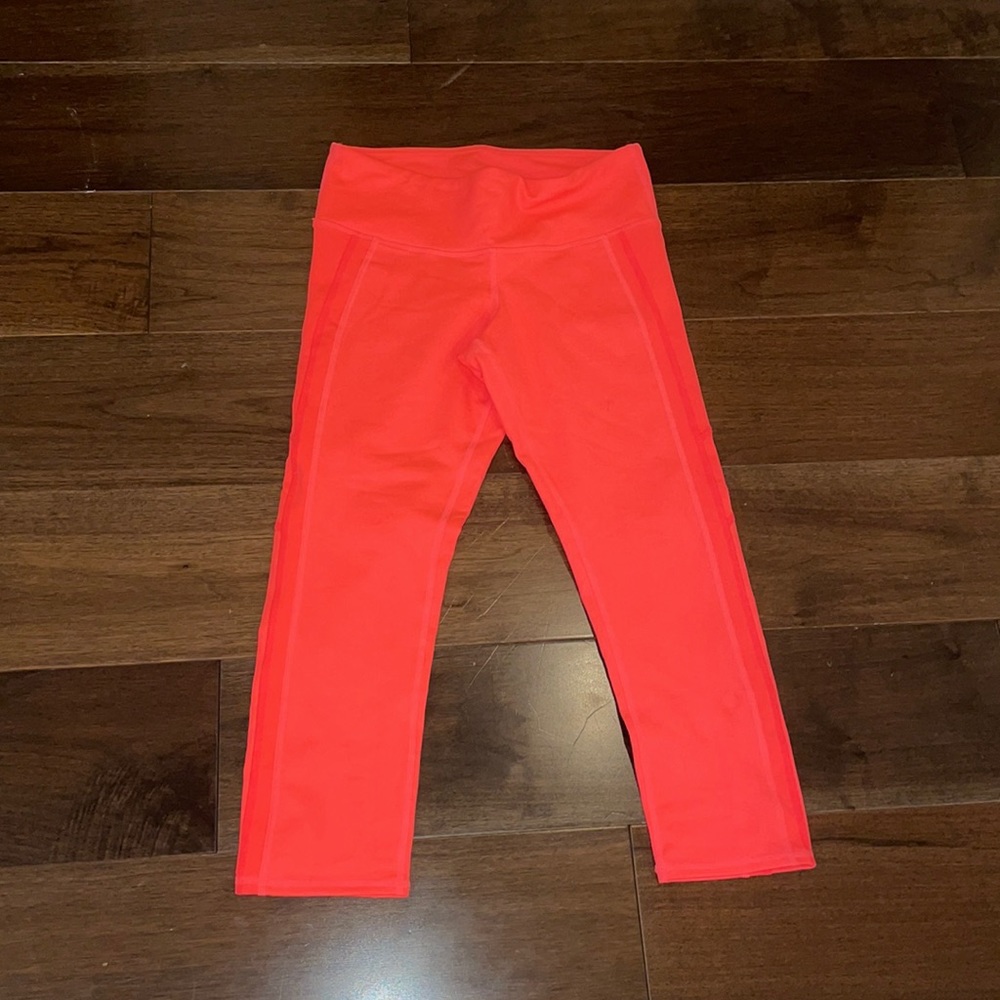 Alo neon orange/pink crop leggings